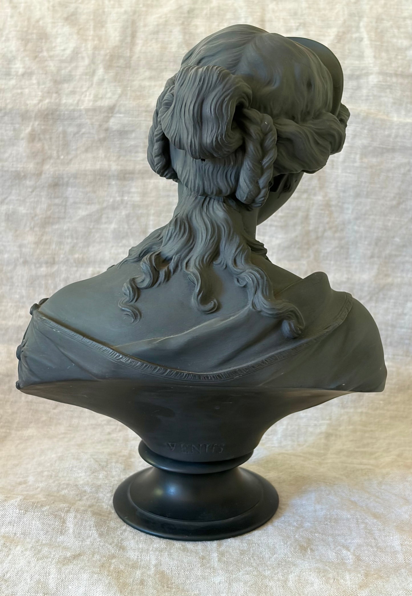 18th Century Wedgwood Basalt Bust of Venus
