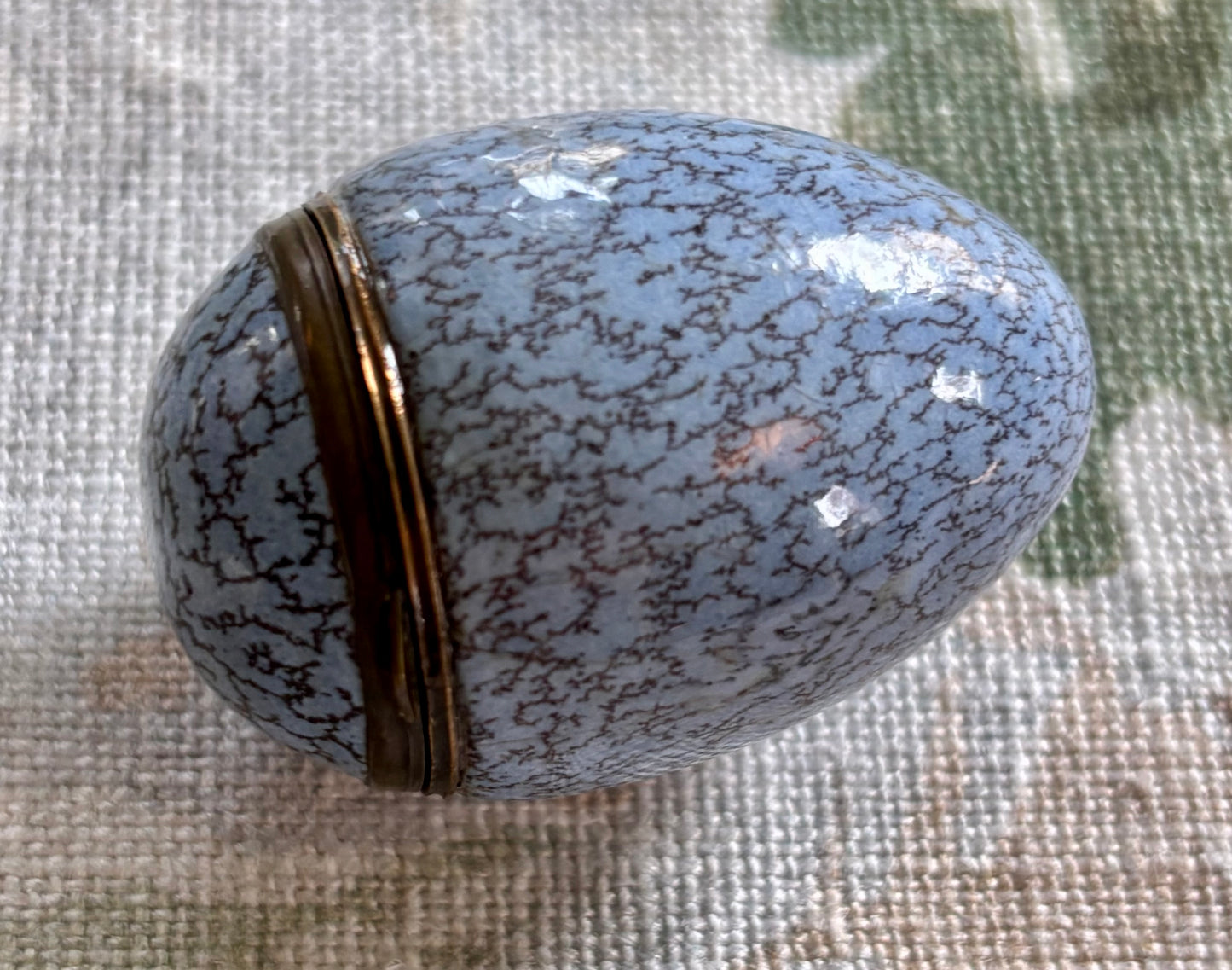 Bilston Enamel Etui, Blue Egg Form Bonbonnière