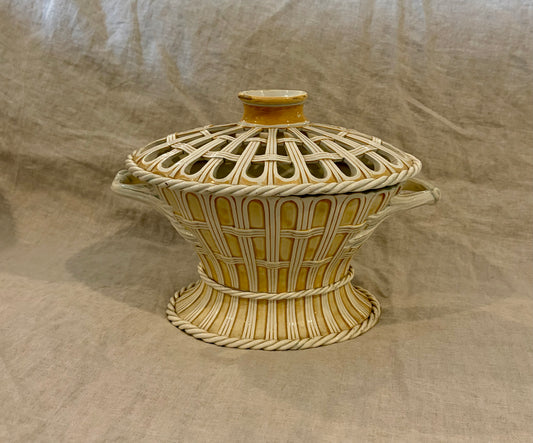 Early 19th Century Wedgwood Boquetiere