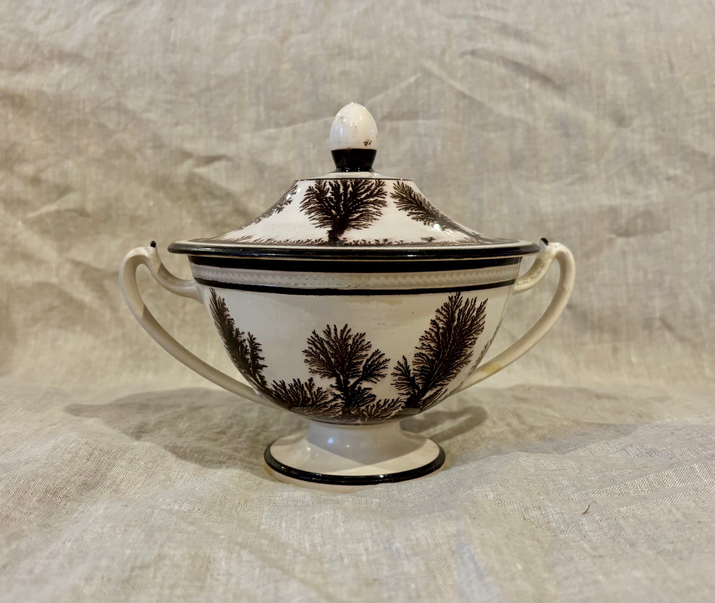 Creil Mochaware Bouillon