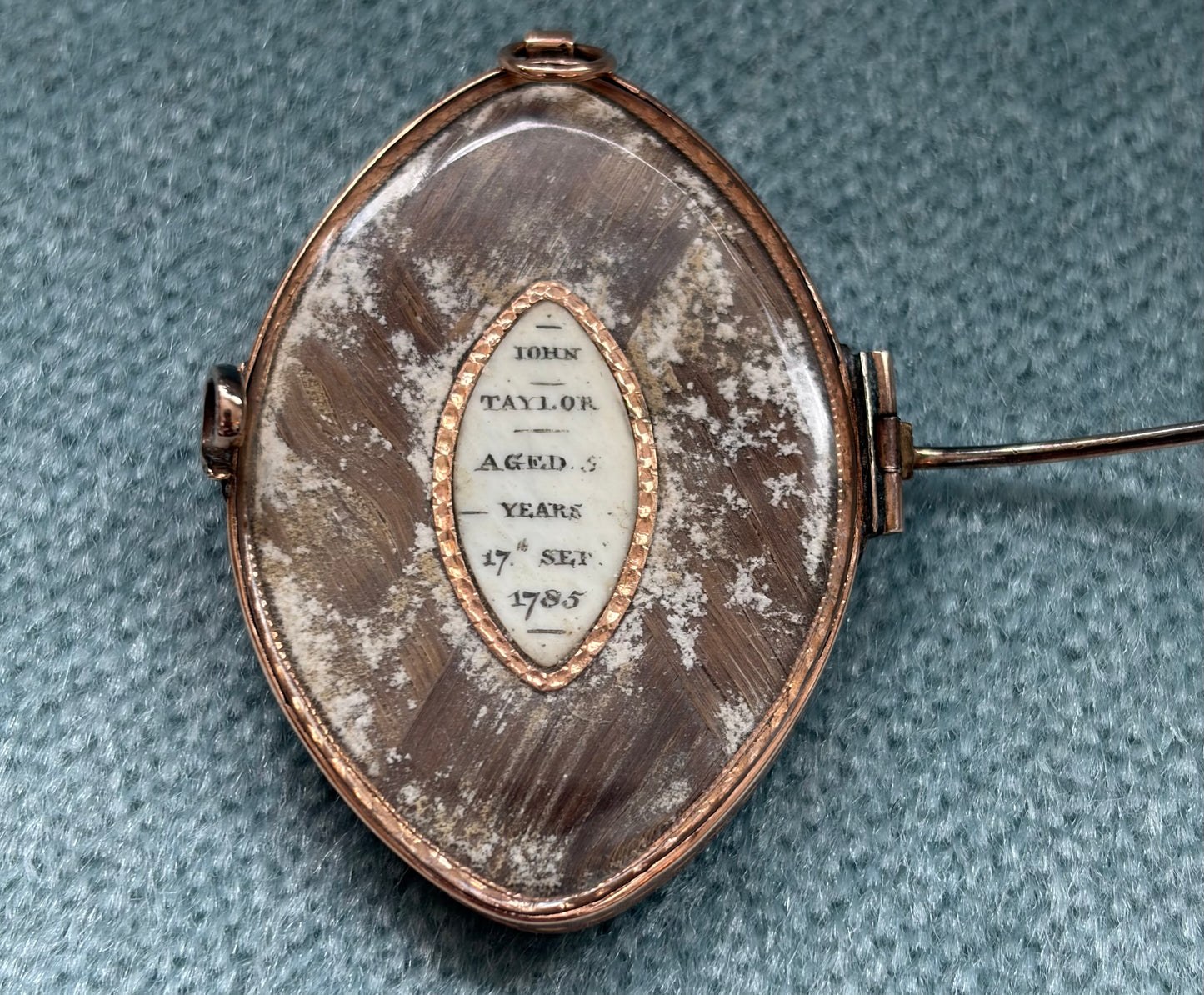 18th Century English Miniature Portrait Set in a Rose Gold Pin/Brooch