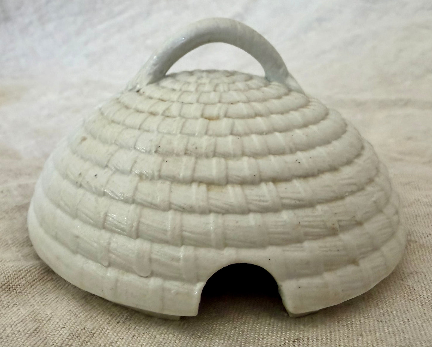 18th Century Wedgwood Bee Skep Form Honey Pot