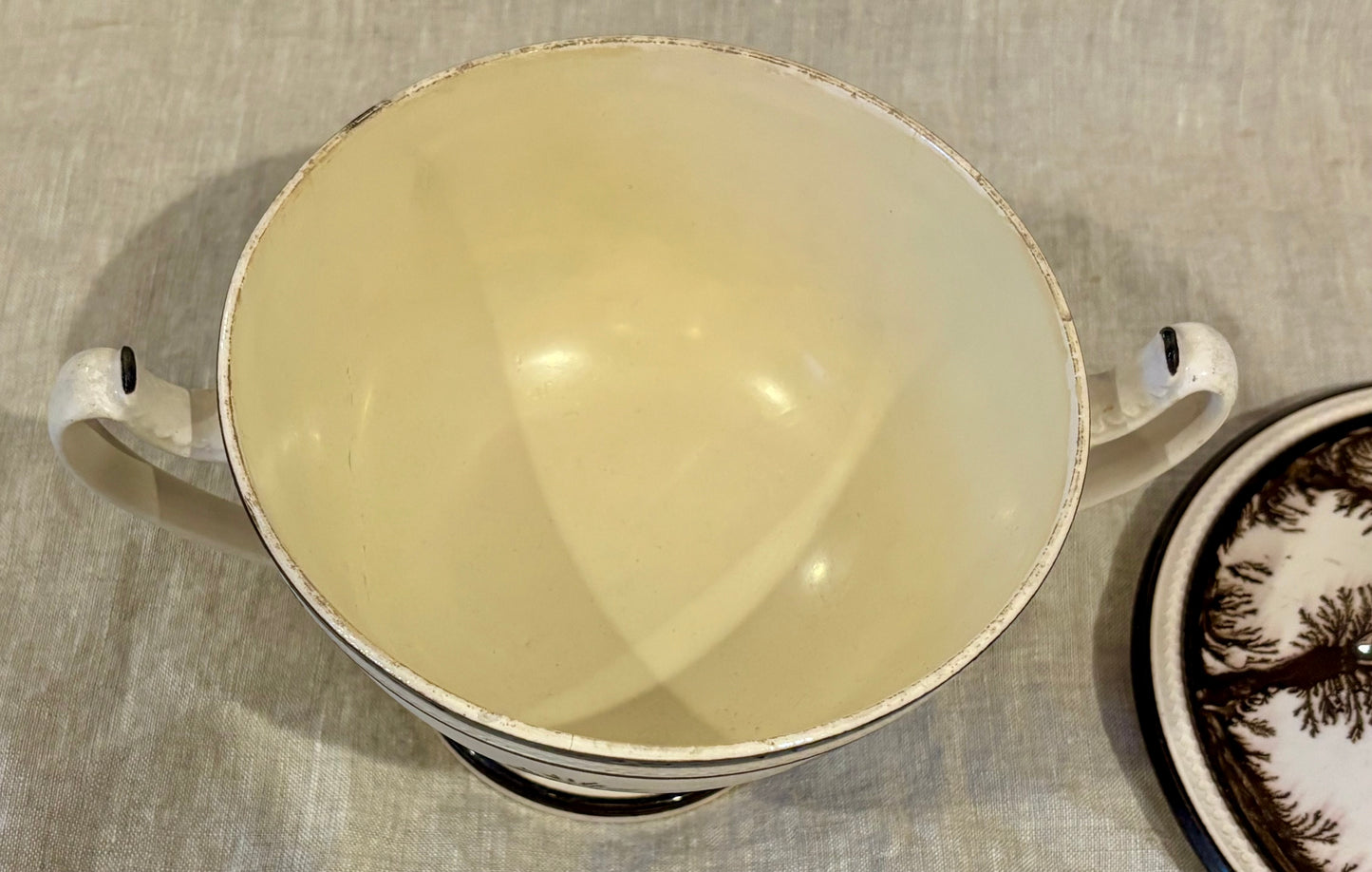 Creil Mochaware Bouillon