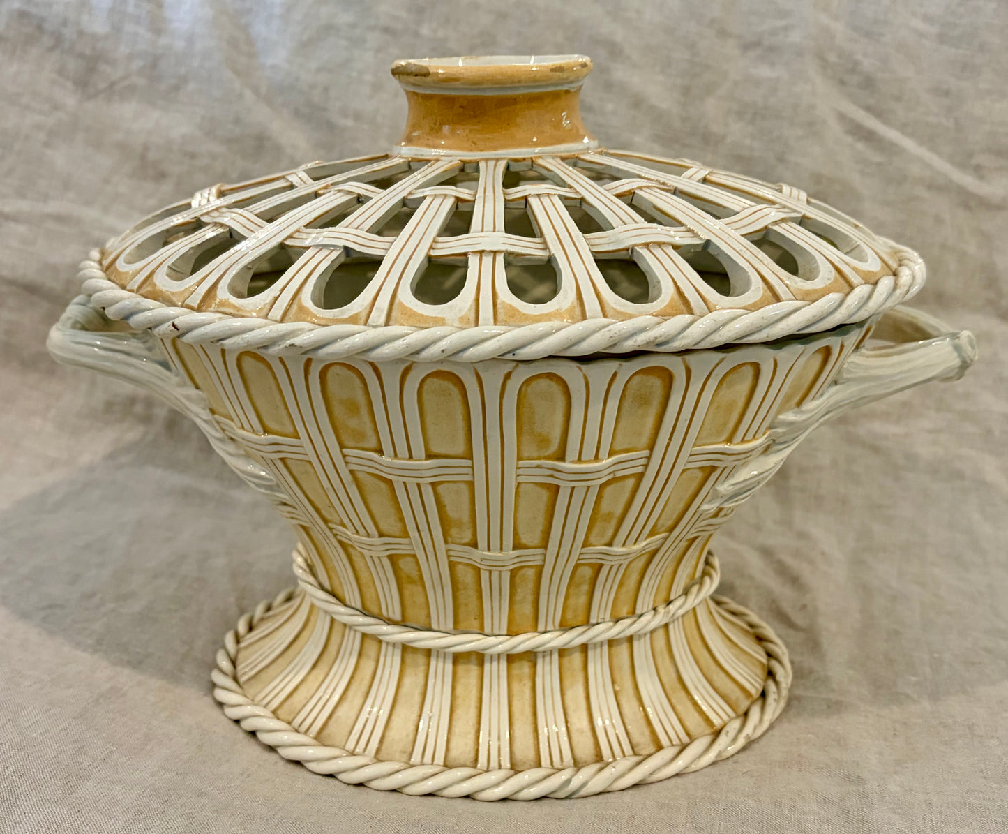 Early 19th Century Wedgwood Boquetiere
