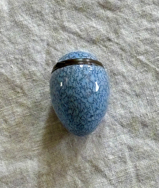 Bilston Enamel Etui, Blue Egg Form Bonbonnière