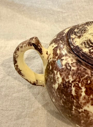 18th Century Whieldon Glazed Tea Pot With a Mushroom Form Lid