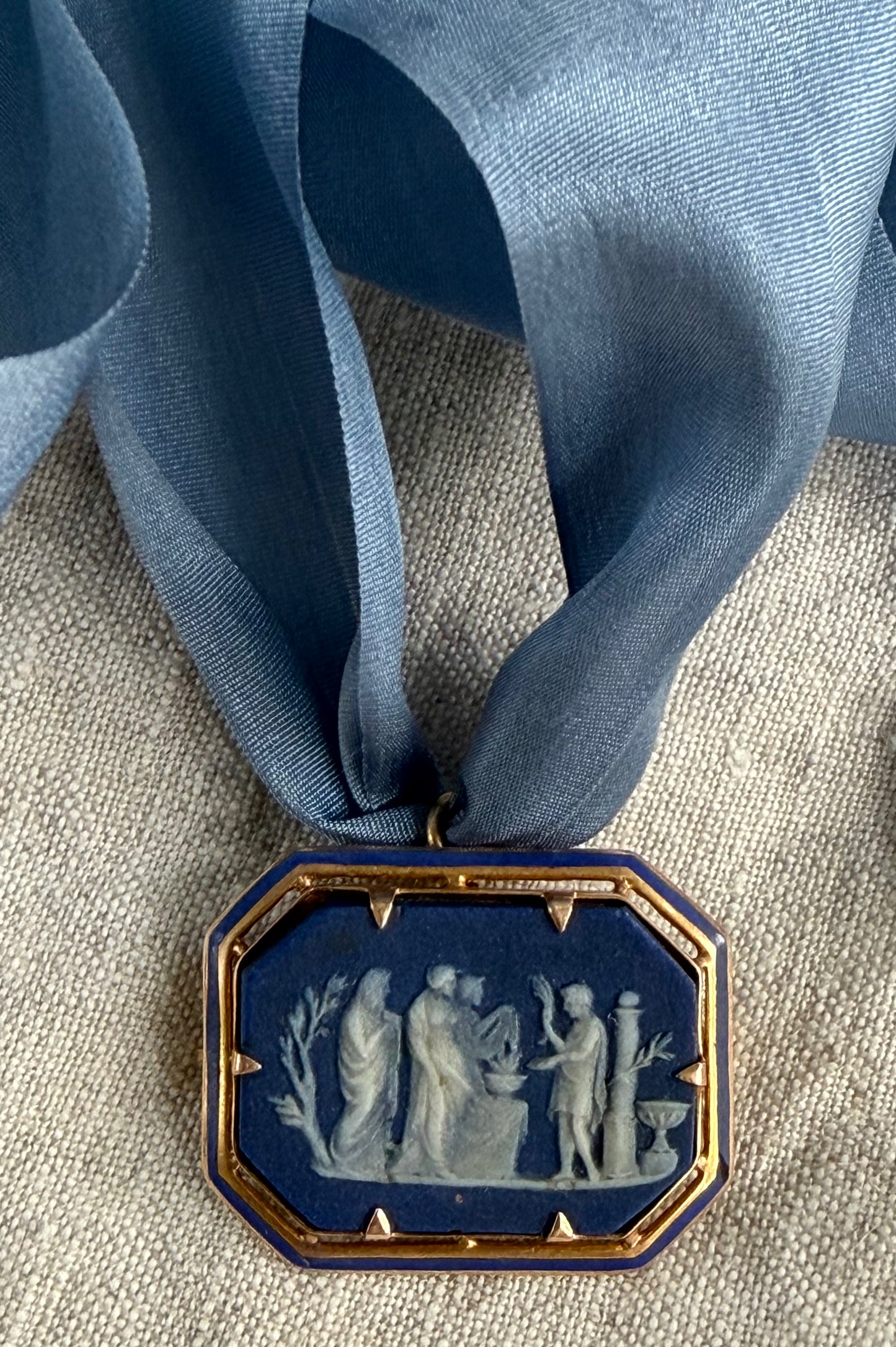 18th Century Wedgwood Jasperware Plaque Mounted in a Gold Broach/Pendant Setting