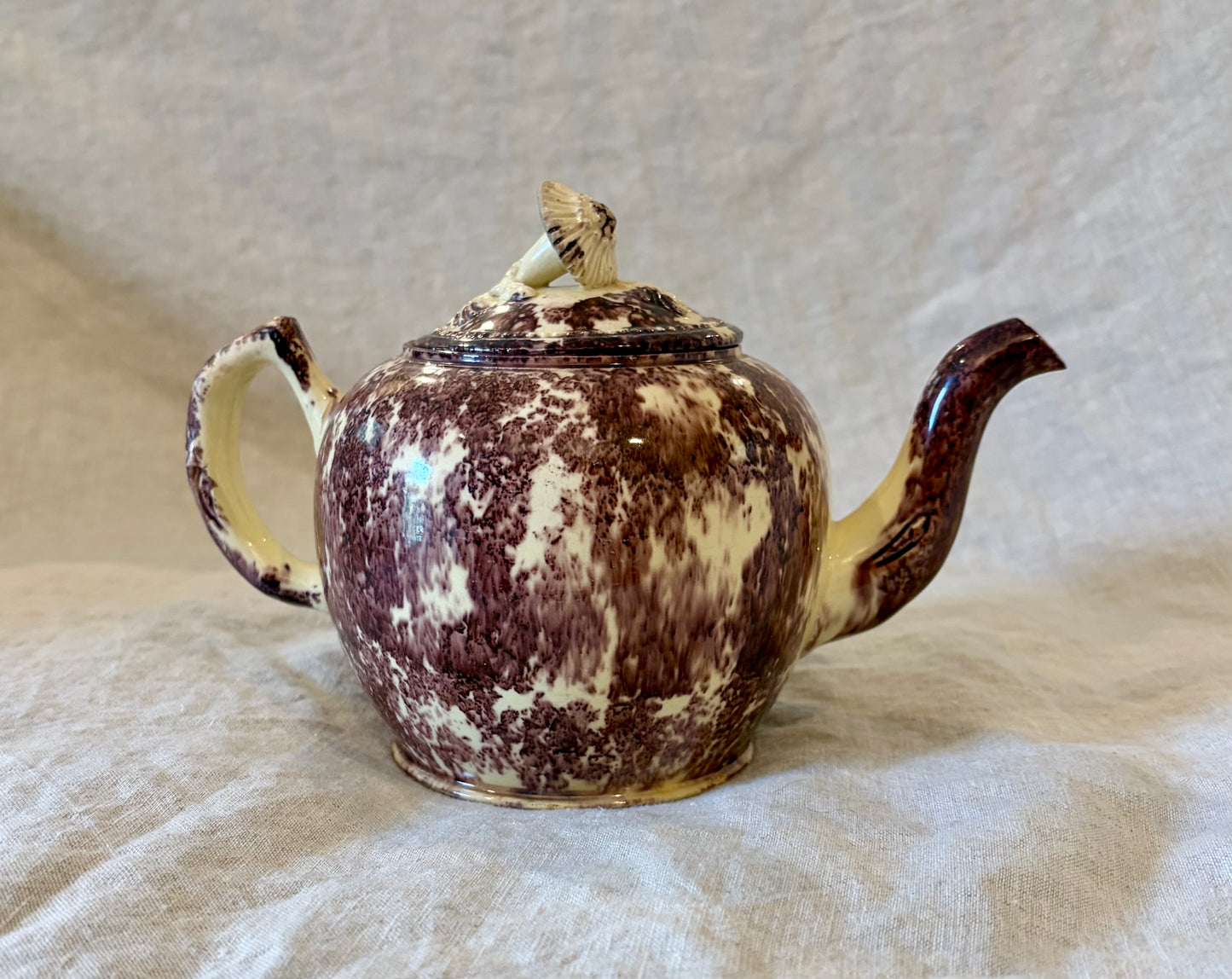 18th Century Whieldon Glazed Tea Pot With a Mushroom Form Lid