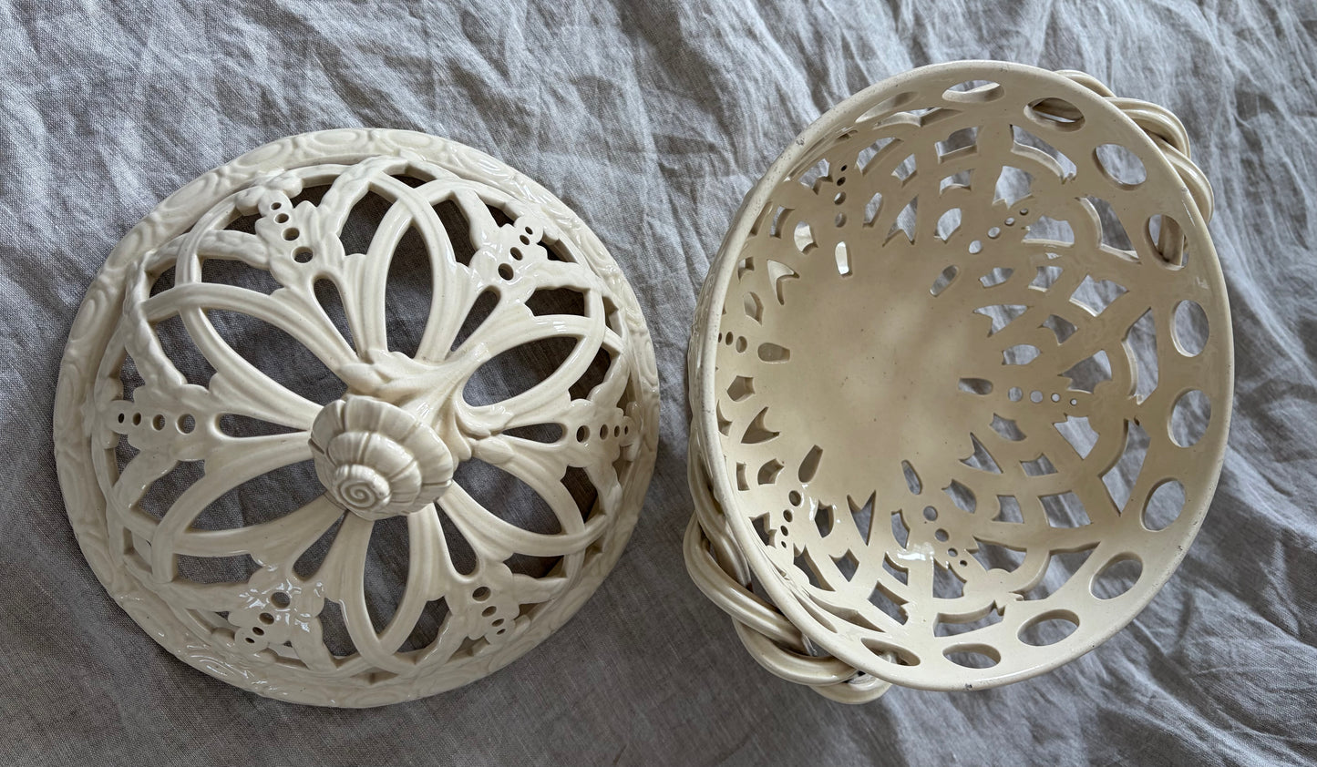 Late 19th Century Wedgwood Cream or Queensware Perforated Orange Bowl