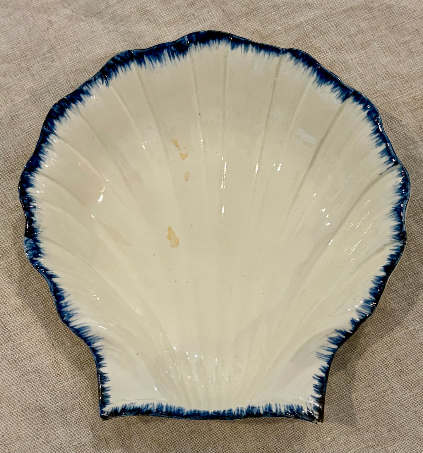 Pair of 18th Century Wedgwood Pearlware Shell Dishes