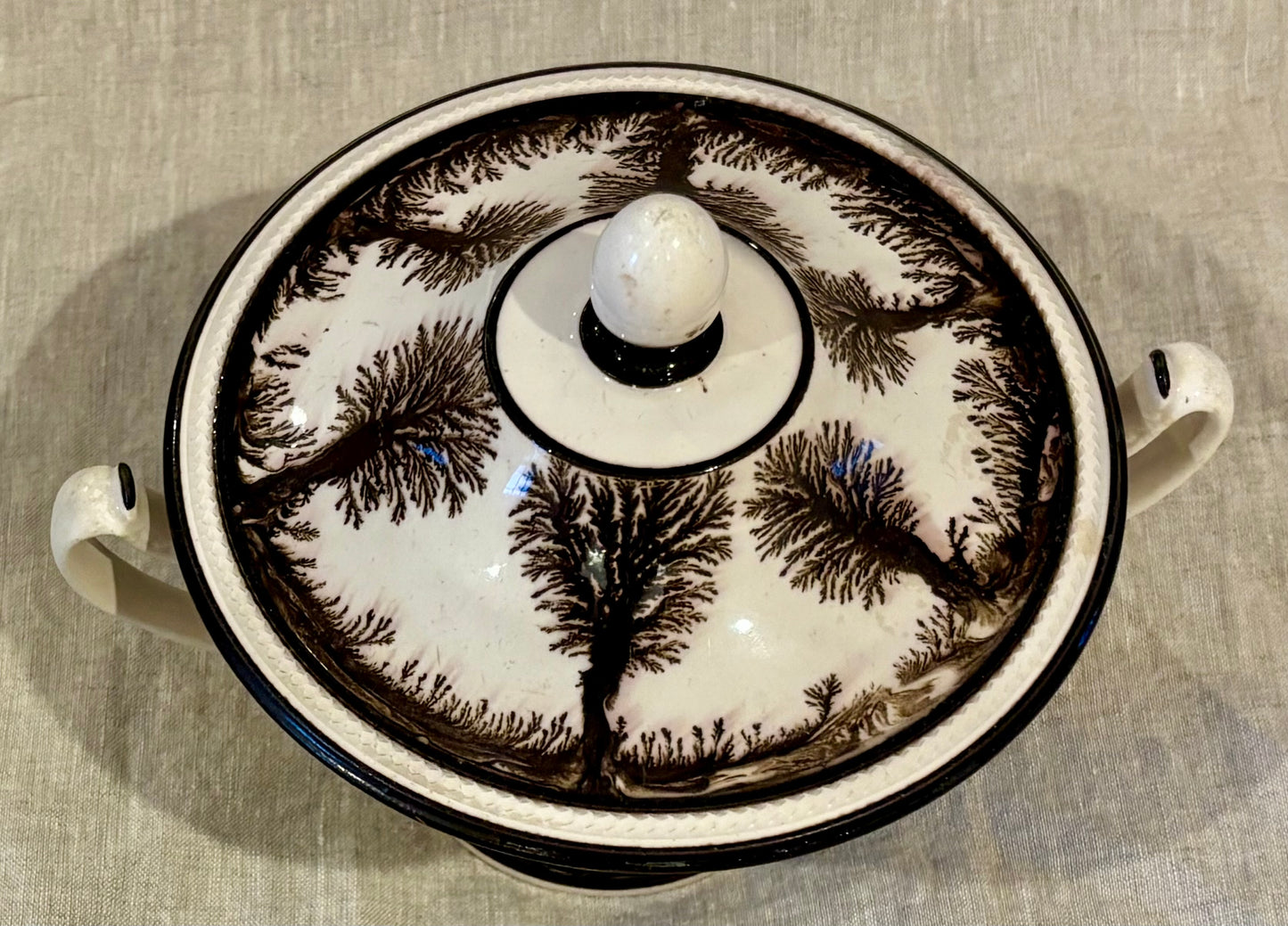 Creil Mochaware Bouillon