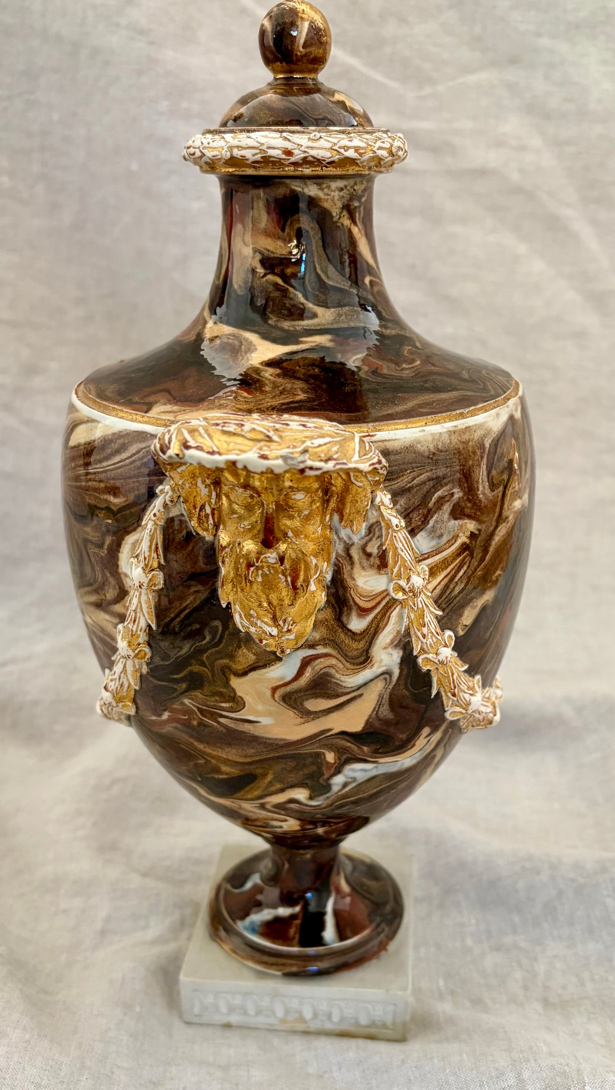 Circa 1790 Wedgwood Agate Ware Urn Form Vase