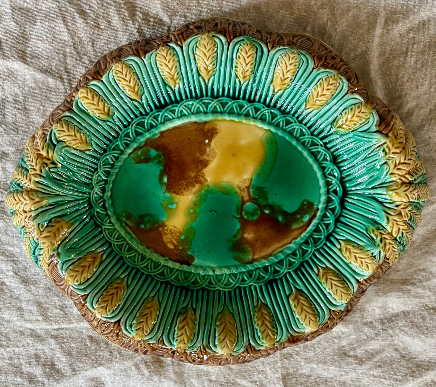 Tortoiseshell Glaze Majolica Wheatsheaf Bread plate