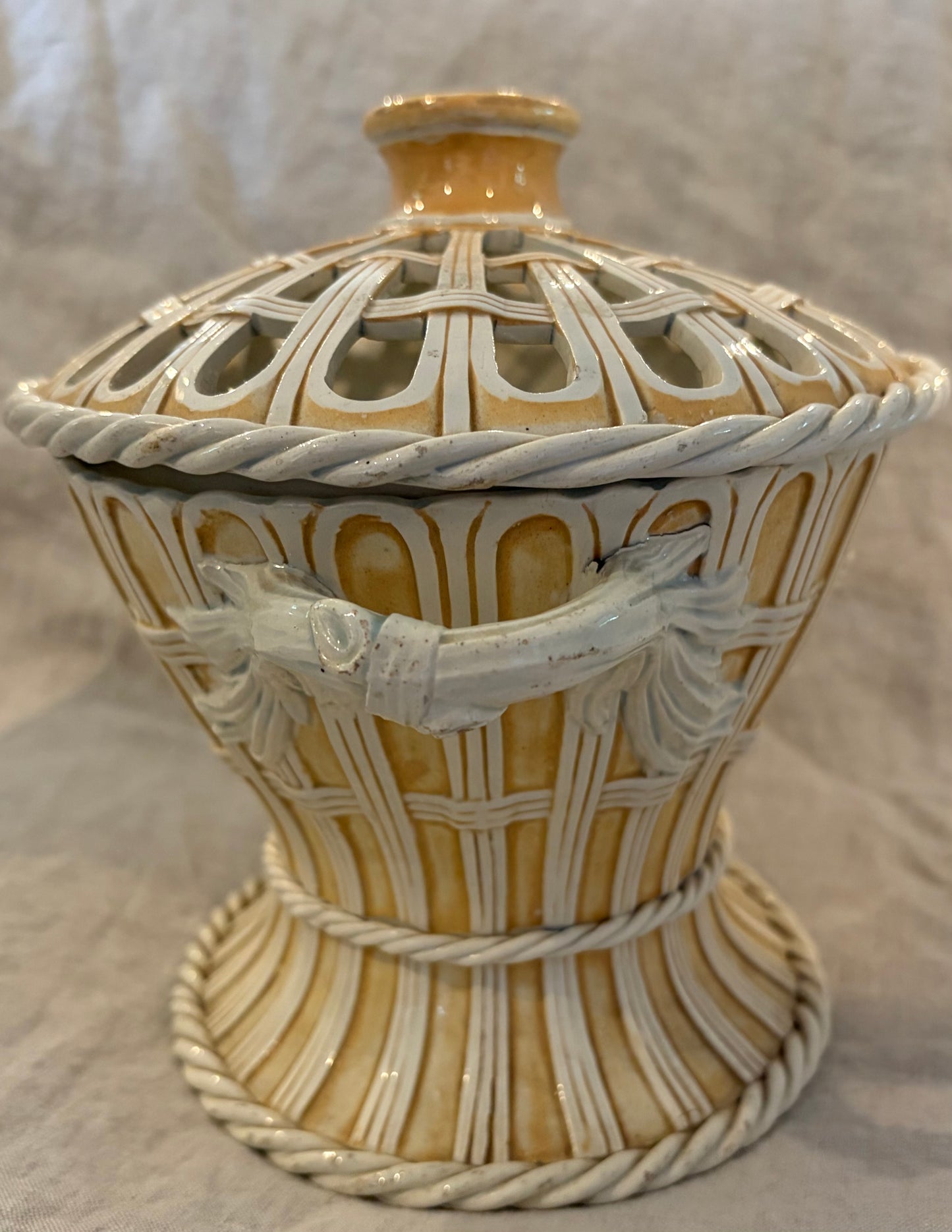 Early 19th Century Wedgwood Boquetiere