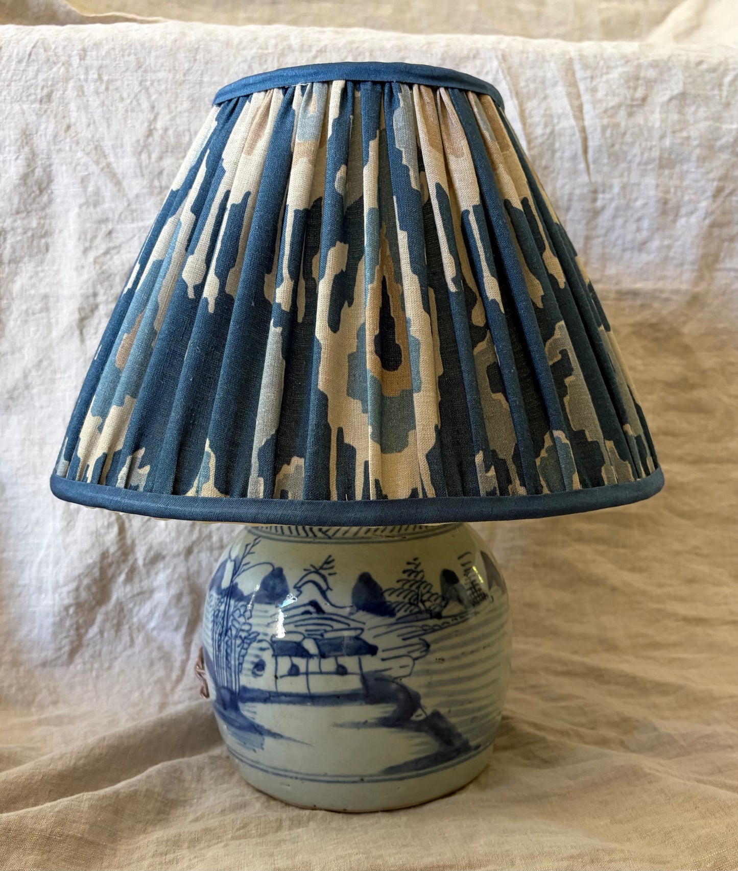 Chinese Export Ginger Jar Lamp