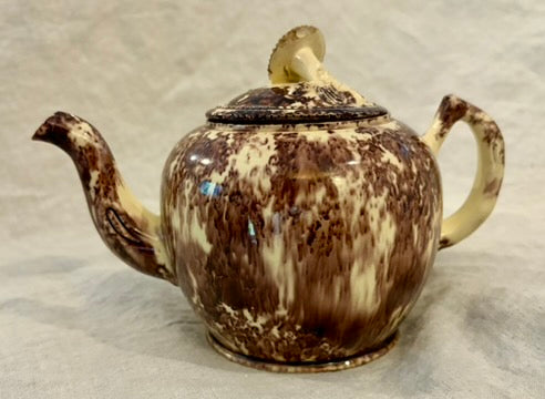 18th Century Whieldon Glazed Tea Pot With a Mushroom Form Lid