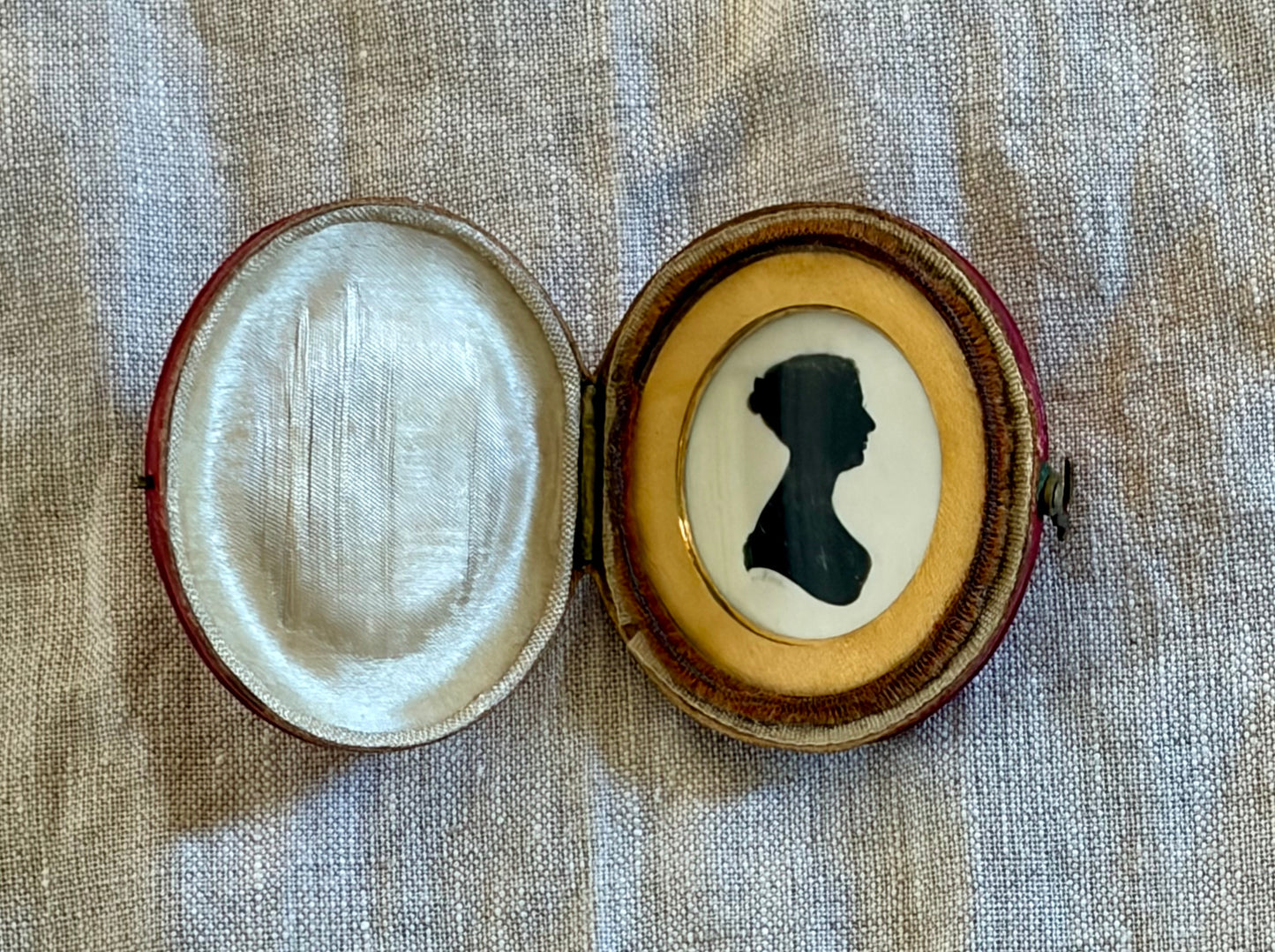 A signed Miers Silhouette in a Moroccan Leather Case