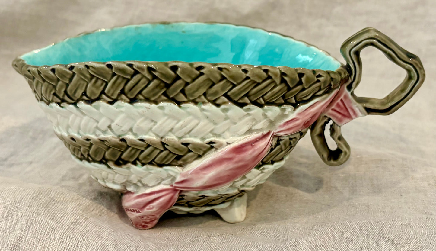 Circa 1879 Victorian Wedgwood Majolica Sauceboat