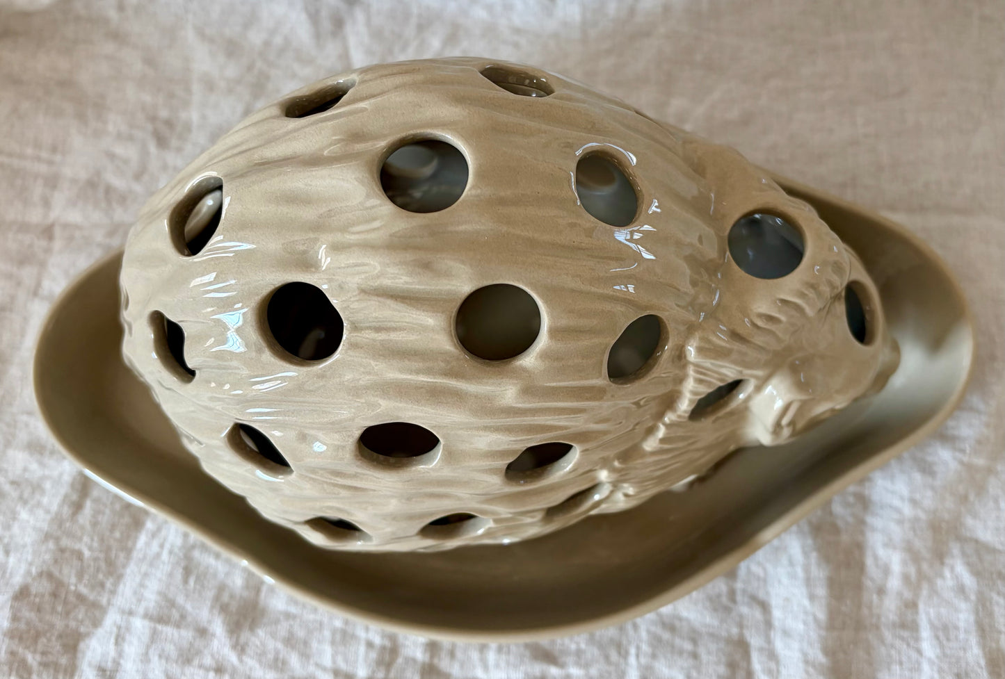 1940s Wedgwood Drabware Hedgehog Form Crocus Pot