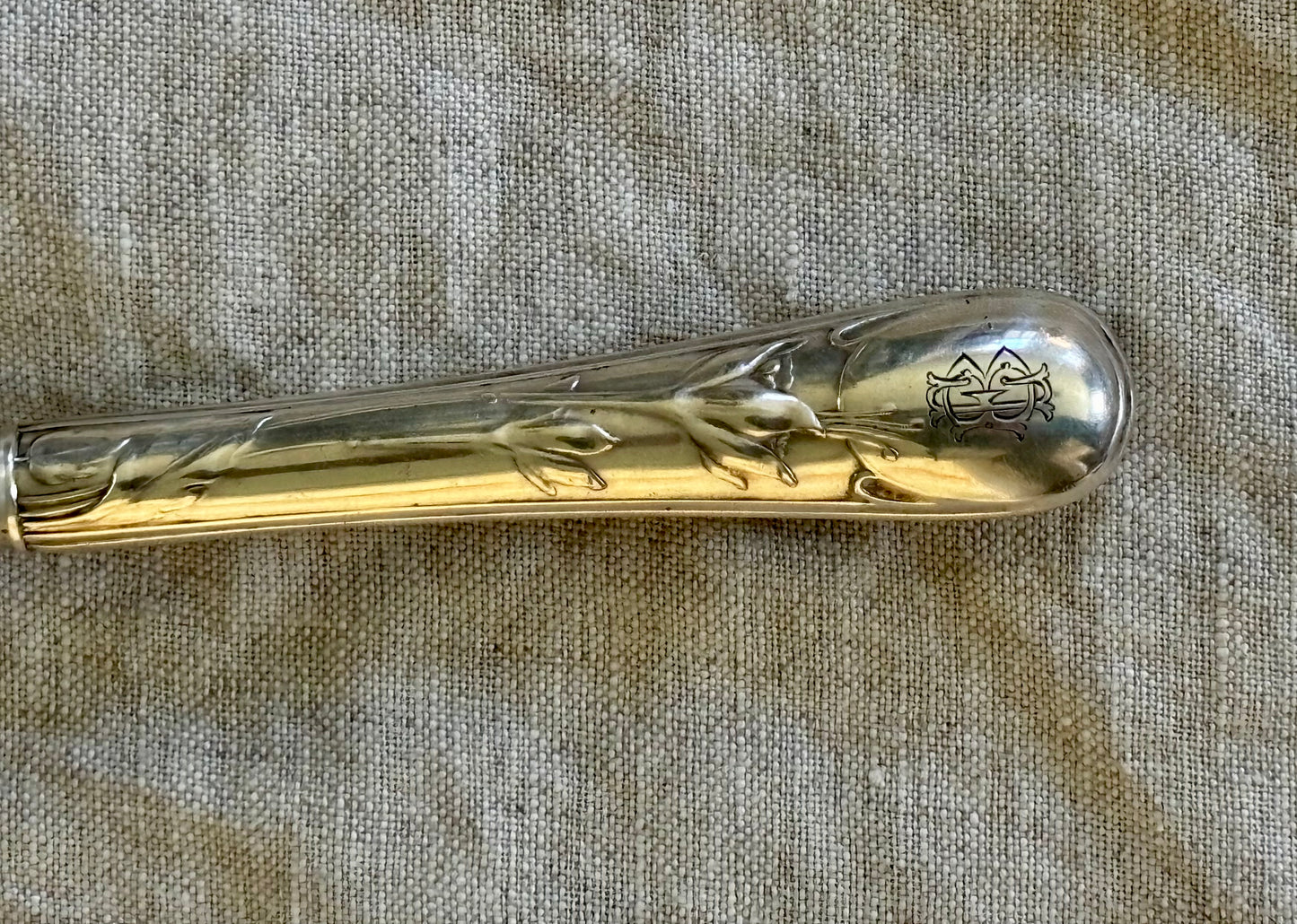 Mother of Pearl Spreader With Sterling Silver Handle.